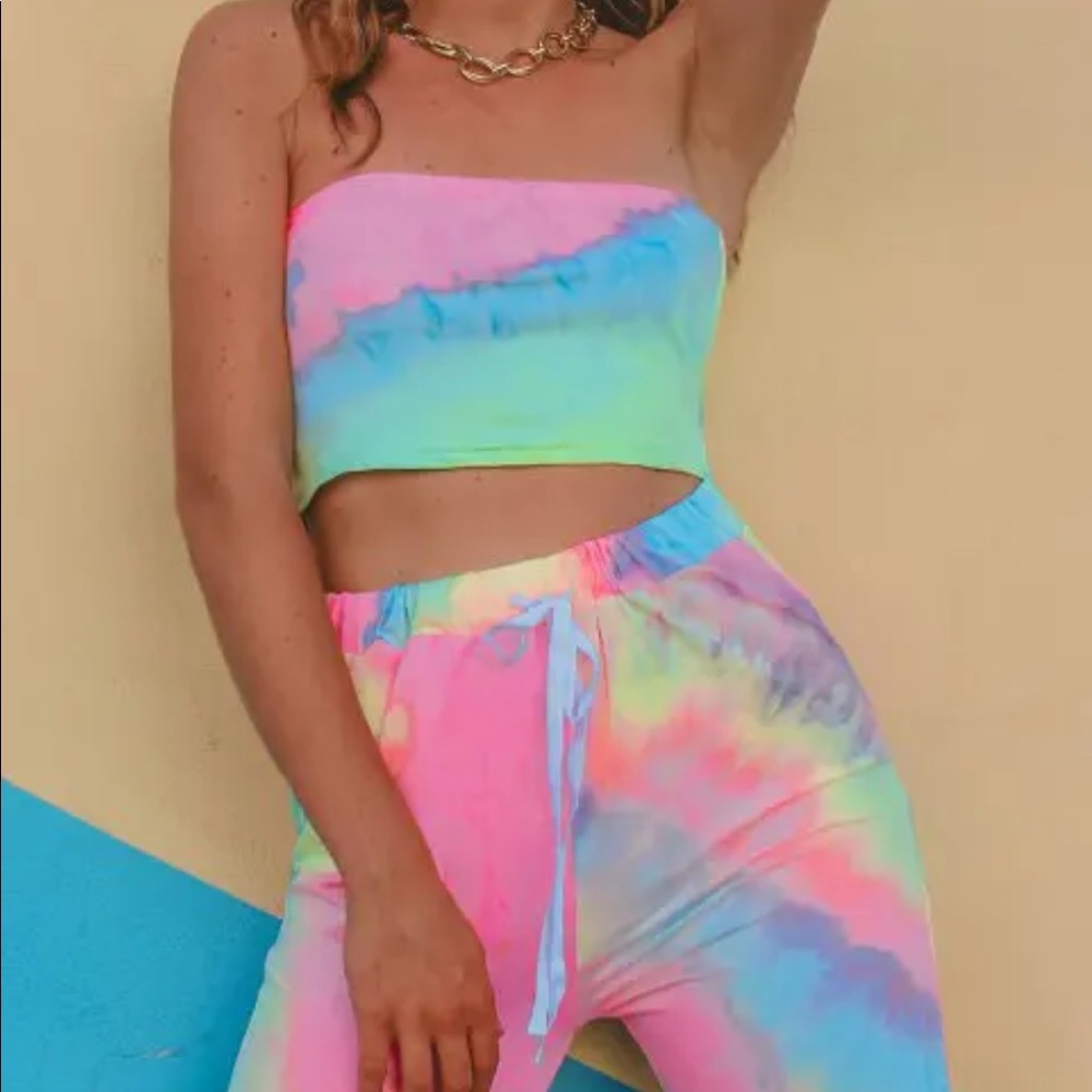 Two-Piece Set: Tie Dye Bandeau and Joggers